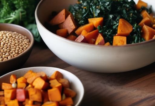 Tips on how to lower food costs.